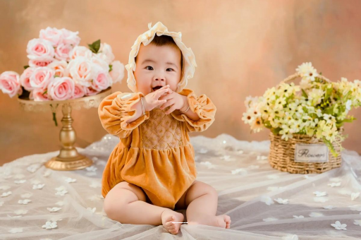 库尔勒宝宝不吸奶瓶小妙招